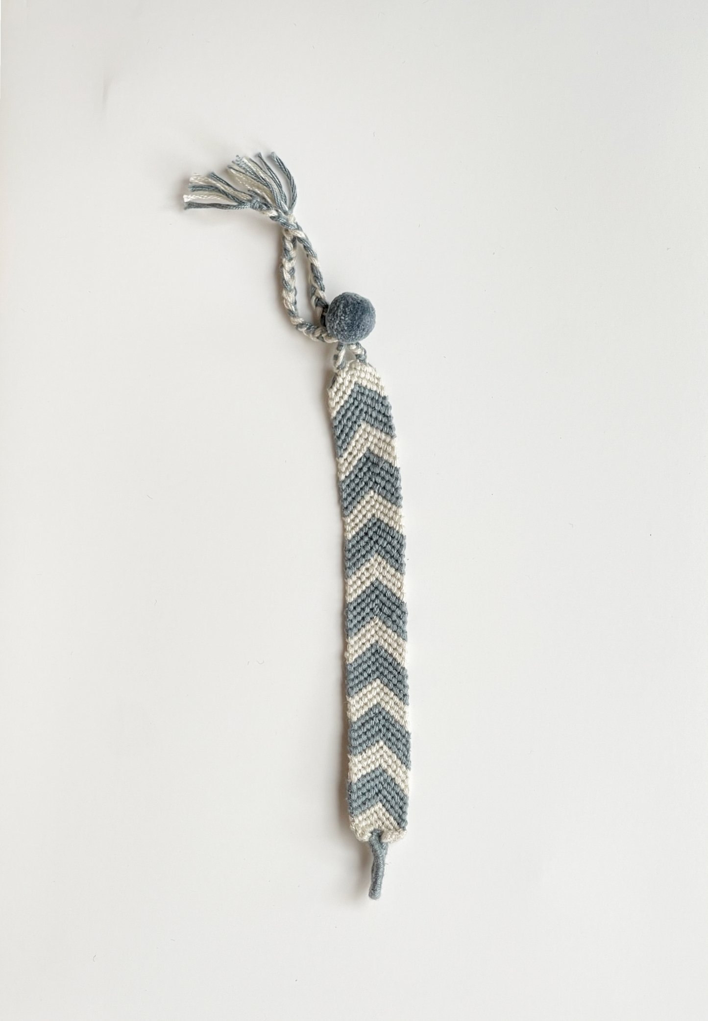 Pulsera V