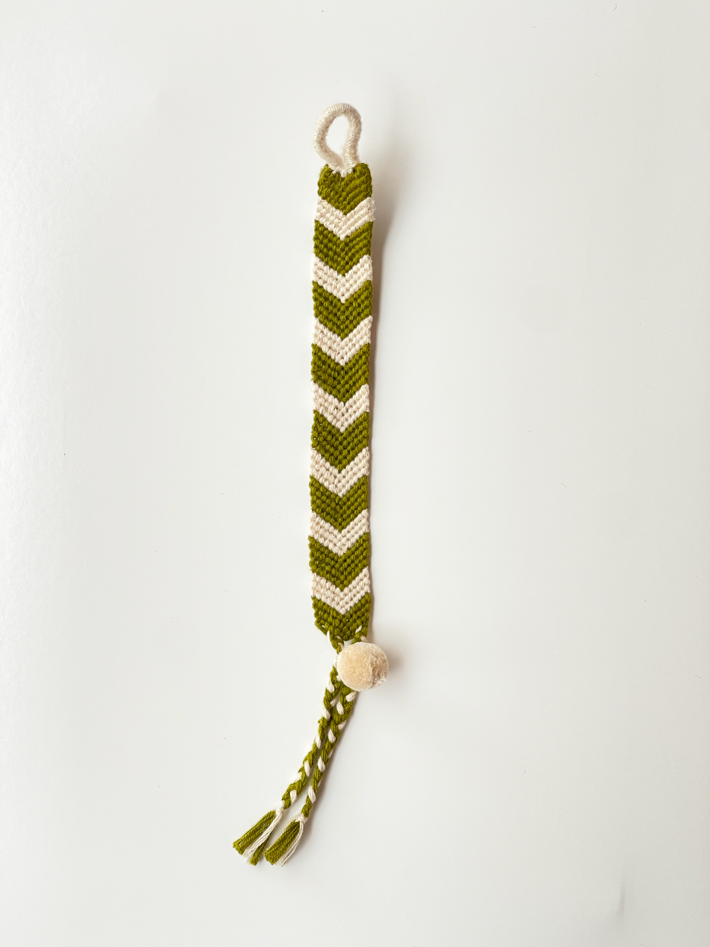 Pulsera V