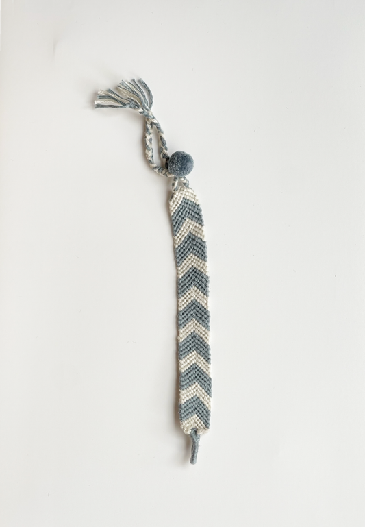 Pulsera V