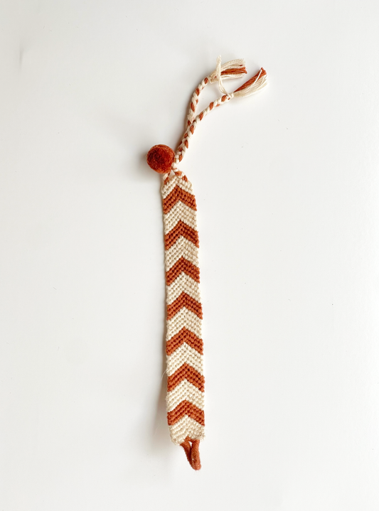 Pulsera V